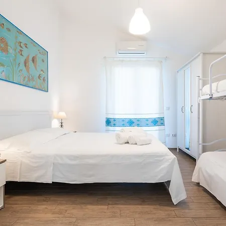 Casa Dana, Wellness & Family Southsardiniaholidays בית נופש Quartu SantʼElena